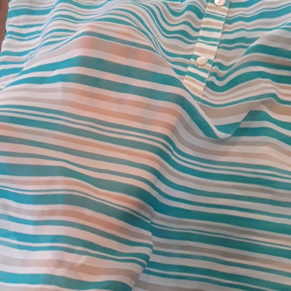 💥SALE 3/$15 APT. 9 Slightly Sheer Tank - Picture 5 of 5